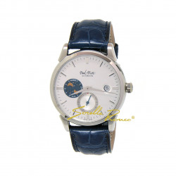 Paul Picot Firshire è un orologio elegante e dal design vintage. Disponibile con movimento automatico con indicatore delle fasi lunari, piccoli secondi a ore 6, datario a ore 3 cassa in acciaio, e cinturino in pelle di alligatore blu.